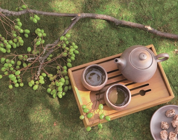 因為喜歡茶具而走進茶世界的林珊旭，習茶已多年且對茶